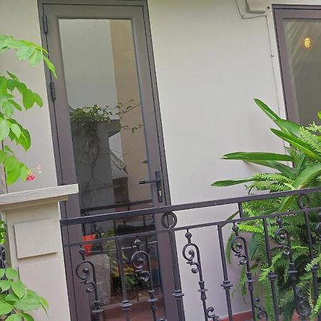 T Home Balcony Homestay Hanoi Exterior photo